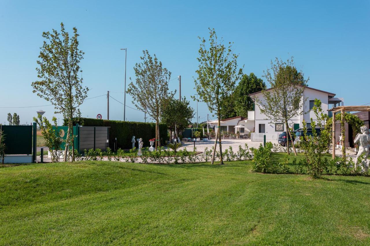 I Delfini - Natural B&B Cesenatico Ngoại thất bức ảnh