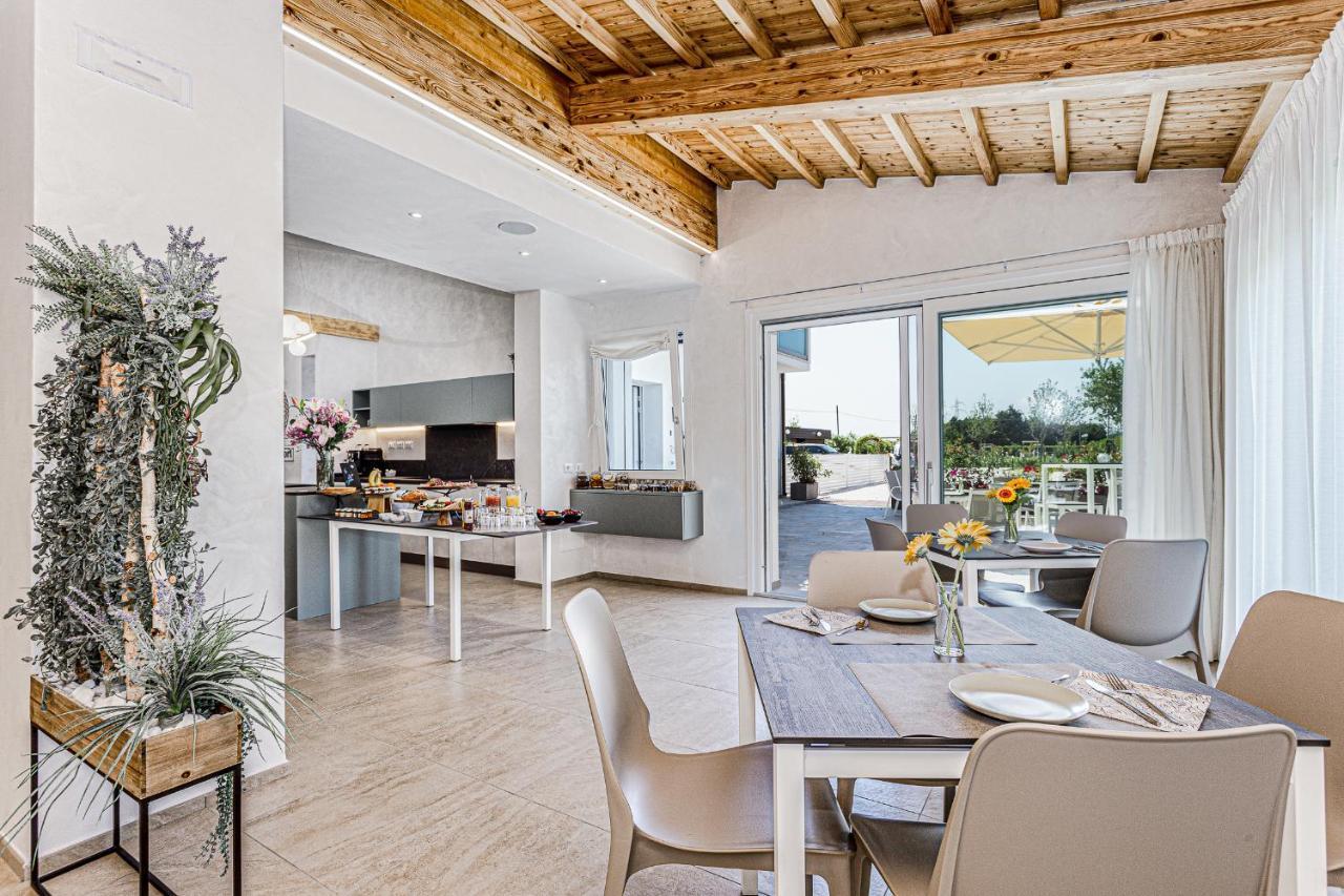I Delfini - Natural B&B Cesenatico Ngoại thất bức ảnh