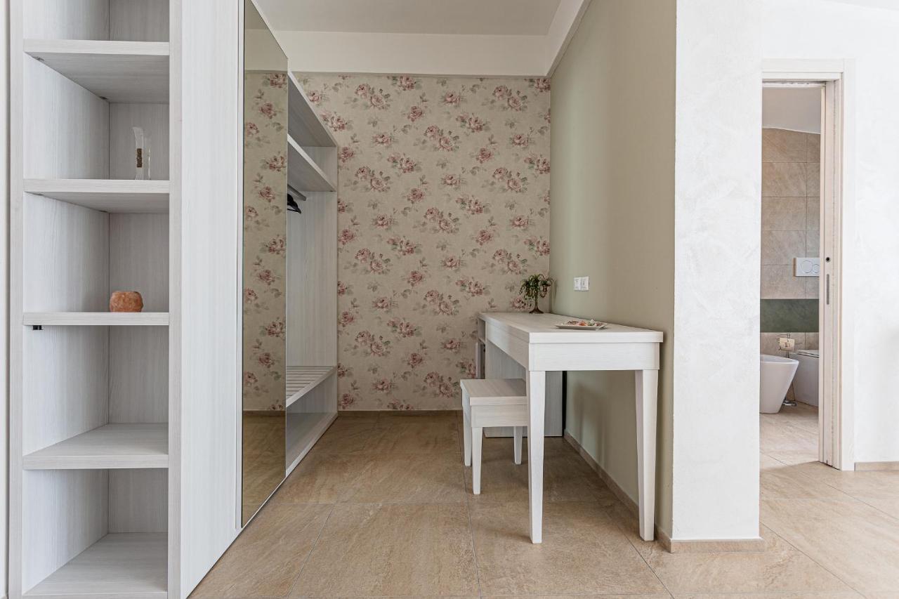 I Delfini - Natural B&B Cesenatico Ngoại thất bức ảnh