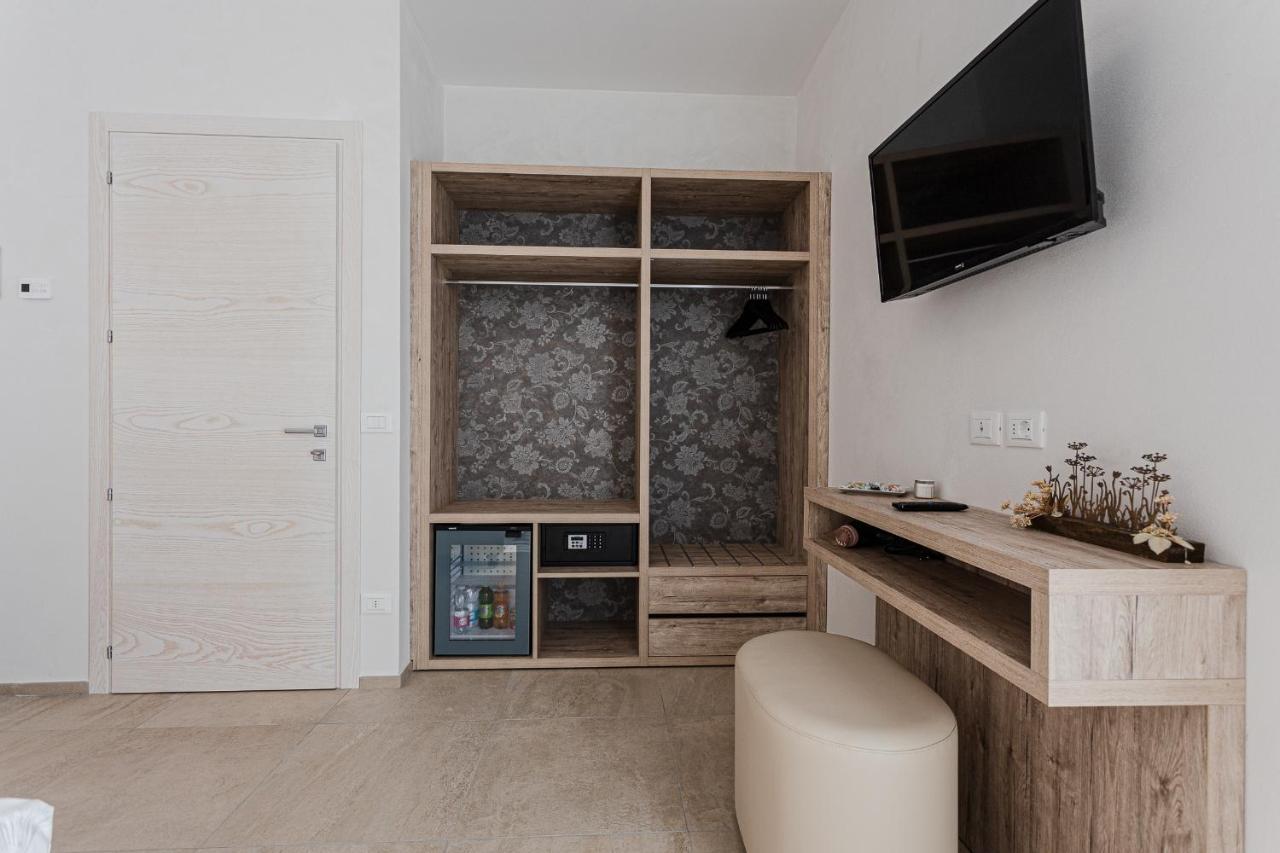 I Delfini - Natural B&B Cesenatico Ngoại thất bức ảnh