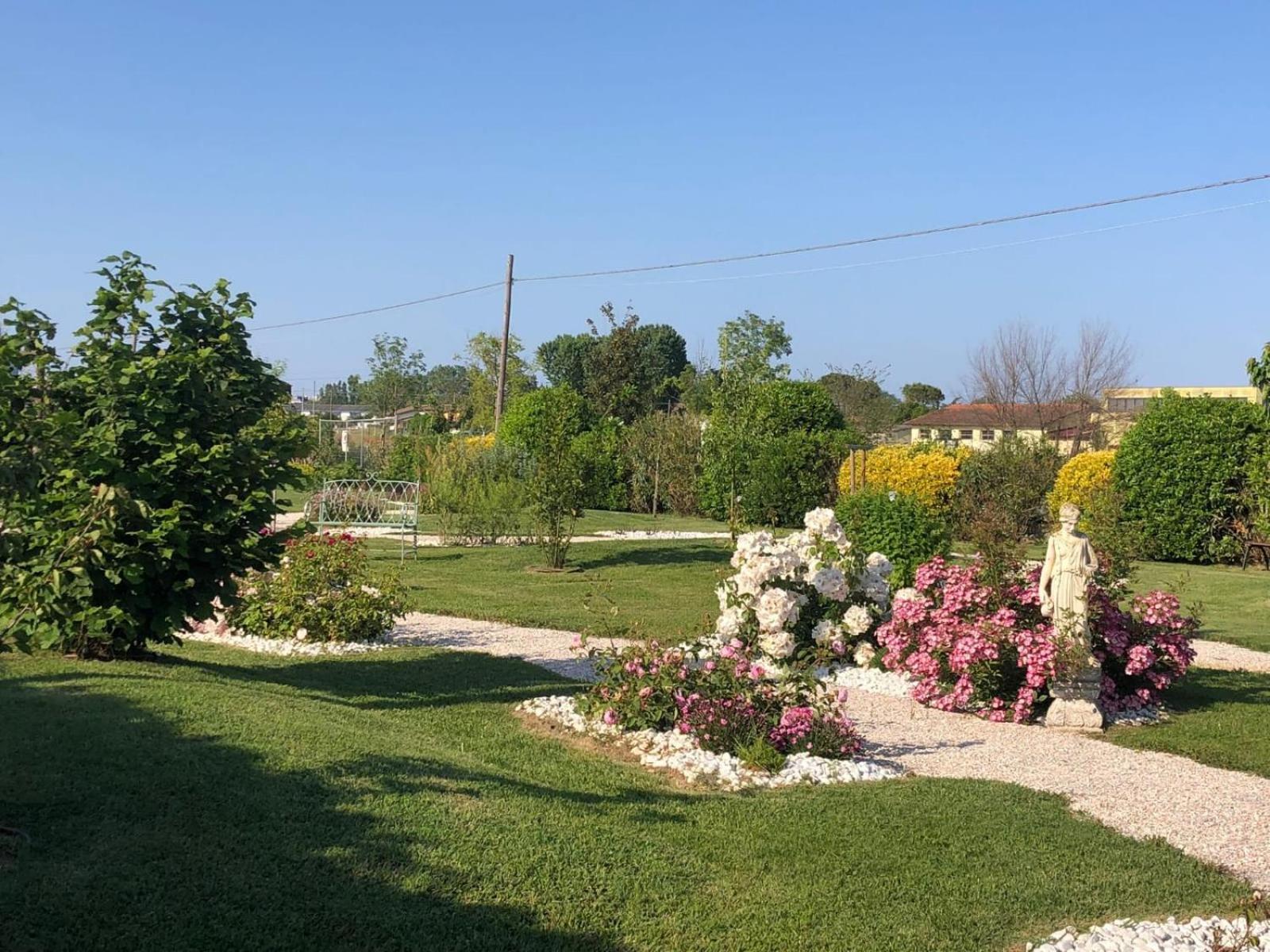 I Delfini - Natural B&B Cesenatico Ngoại thất bức ảnh